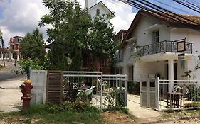Di House